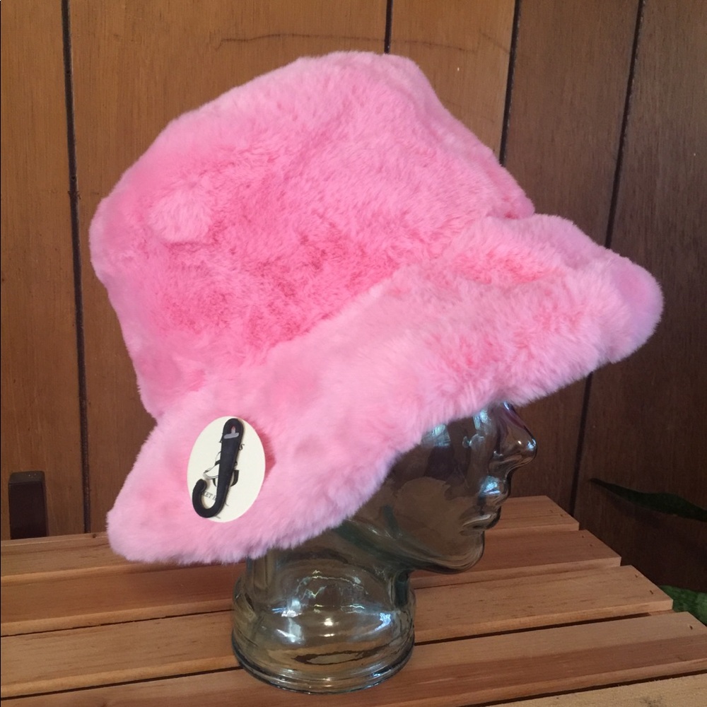 Powder Pink Faux Fur Bucket Hat - Picture 8 of 11